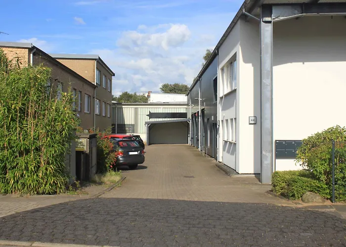 R B Apartment Hamburg Business Am Flughafen Fuer 1-5 Personen - Ideal Fuer Geschaeftsreisende Und Familien - Kueche - Waschtrockner - Smart Tv
