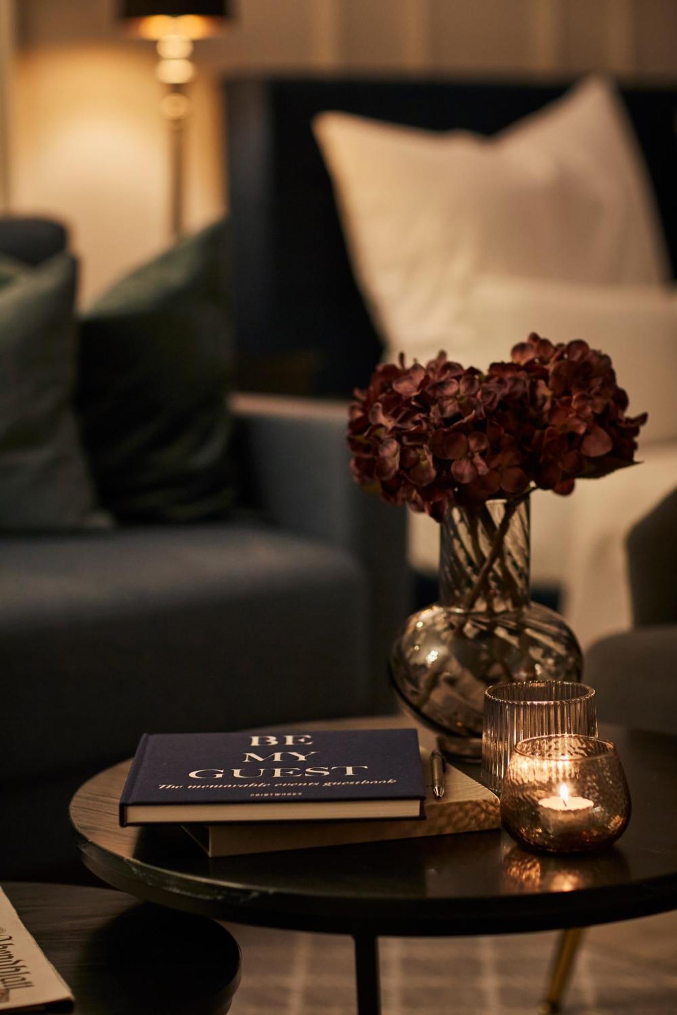 R B Business Am Flughafen Fuer 1-5 Personen - Ideal Fuer Geschaeftsreisende Und Familien - Kueche - Waschtrockner - Smart Tv Apartment *
